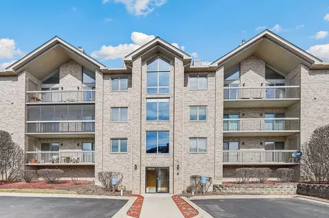 14031 Norwich Ln #104, Orland Park, IL 60467