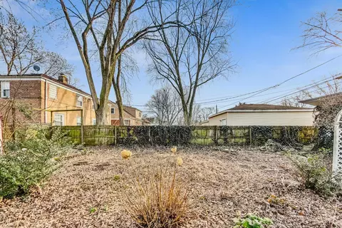 Exterior - 3910 Oak Ave, Brookfield, IL 60513 photo 17 of 19