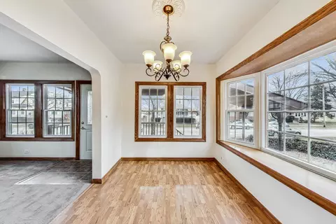 Other - 3910 Oak Ave, Brookfield, IL 60513 photo 3 of 20