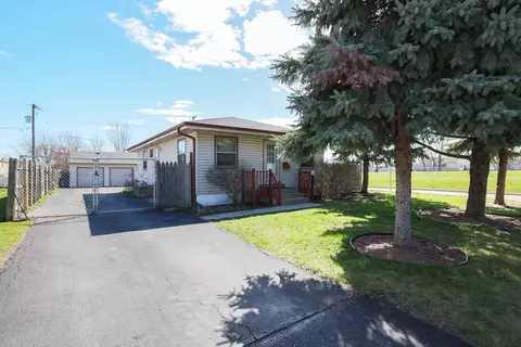 246 W Pomeroy St, West Chicago, IL 60185
