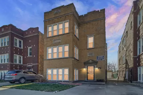 315 Memorial Dr, Calumet City, IL 60409