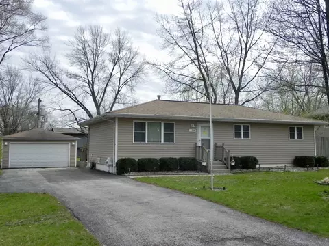 128 Terry Ellen Ln, New Lenox, IL 60451