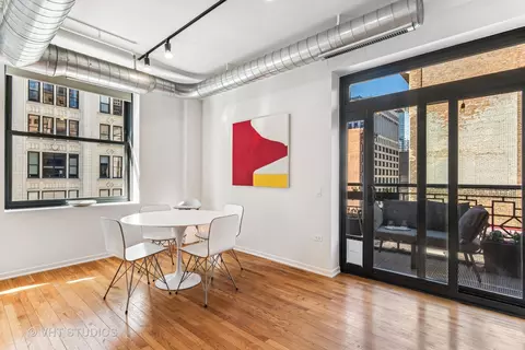 Dining - 6 E Monroe St #1101, Chicago, IL 60603 photo 1 of 1