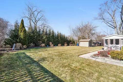 Exterior - 20916 Corinth Rd, Olympia Fields, IL 60461 photo 10 of 11