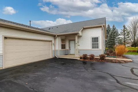 11637 River Terrace Ln, Huntley, IL 60142