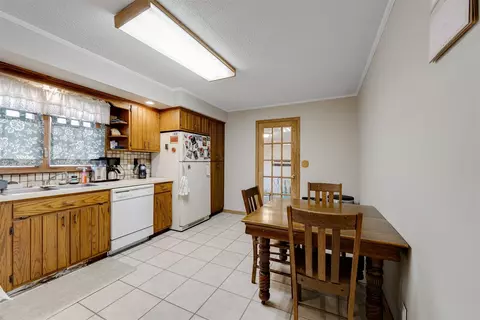 Kitchen - 2 Linda Ln, Normal, IL 61761 photo 1 of 3