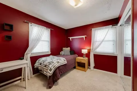 Bedroom - 2 Linda Ln, Normal, IL 61761 photo 2 of 7