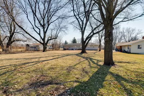 View/Area - 2 Linda Ln, Normal, IL 61761 photo 1 of 1