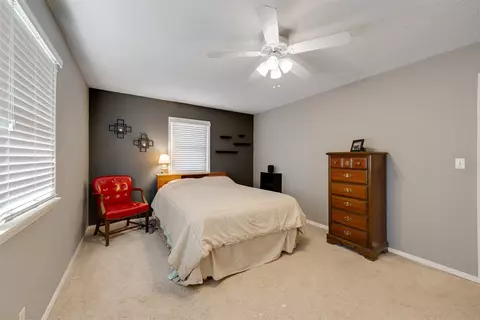 Bedroom - 2 Linda Ln, Normal, IL 61761 photo 5 of 7