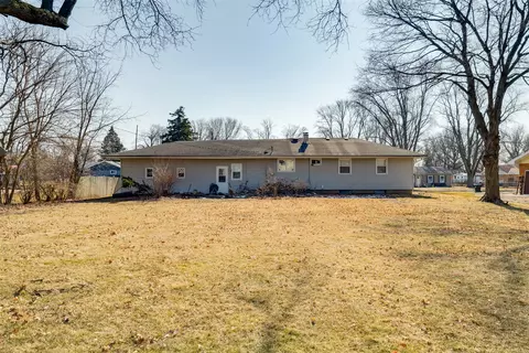 Exterior - 2 Linda Ln, Normal, IL 61761 photo 6 of 7