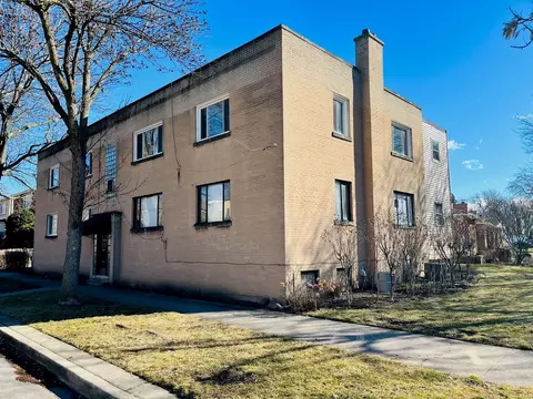 2945 W Berwyn Ave #2, Chicago, IL 60625