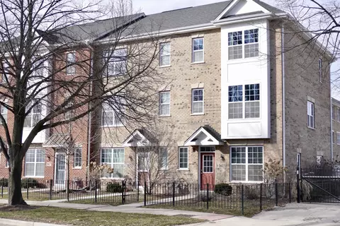 Undisclosed, Evanston, IL 60201