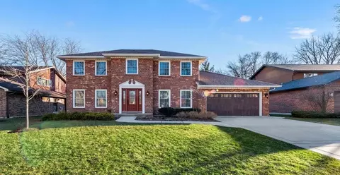22 W271 Mccarron Rd, Glen Ellyn, IL 60137