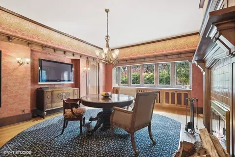 Dining - 1203 Forest Ave, Evanston, IL 60202 photo 3 of 5