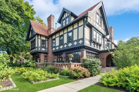 1203 Forest Ave, Evanston, IL 60202