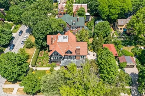 View/Area - 1203 Forest Ave, Evanston, IL 60202 photo 5 of 7