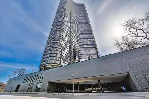 505 N Lake Shore Dr #3309, Chicago, IL 60611