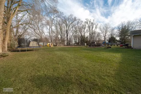Exterior - 21 Jack St, Plano, IL 60545 photo 5 of 10