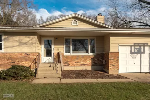 Exterior - 21 Jack St, Plano, IL 60545 photo 2 of 10