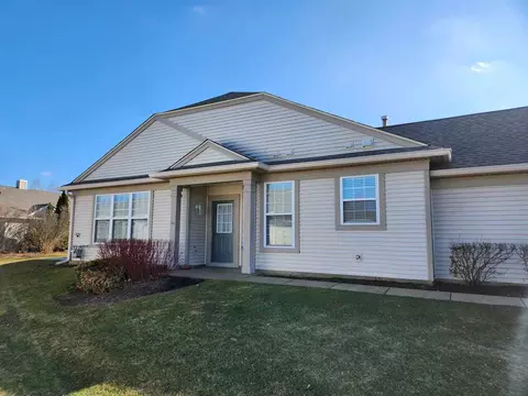 13708 Briargate Dr #1, Huntley, IL 60142