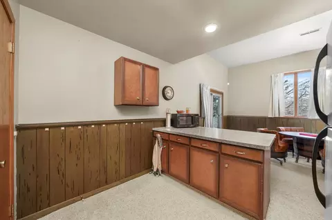 Kitchen - 1209 Timber Dr, Sleepy Hollow, IL 60118 photo 8 of 8