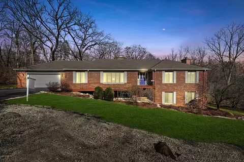 Exterior - 1209 Timber Dr, Sleepy Hollow, IL 60118 photo 4 of 11