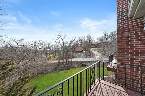 Exterior - 1209 Timber Dr, Sleepy Hollow, IL 60118 photo 7 of 11