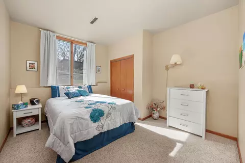 Bedroom - 1209 Timber Dr, Sleepy Hollow, IL 60118 photo 6 of 6
