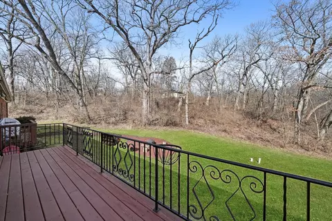 Exterior - 1209 Timber Dr, Sleepy Hollow, IL 60118 photo 9 of 11