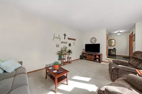 Living - 1209 Timber Dr, Sleepy Hollow, IL 60118 photo 2 of 8