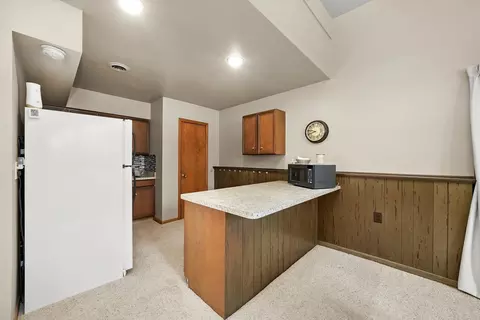 Kitchen - 1209 Timber Dr, Sleepy Hollow, IL 60118 photo 6 of 8