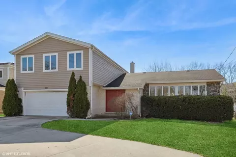 694 Ridge Rd, Highland Park, IL 60035