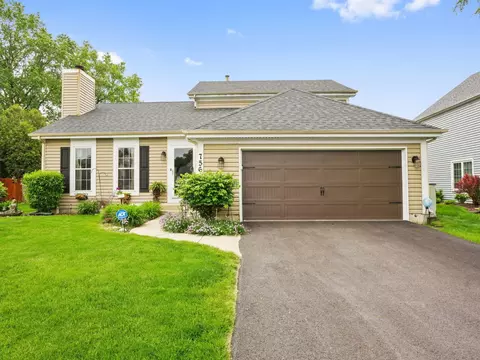 756 Thunderbird Trl, Carol Stream, IL 60188