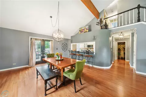756 Thunderbird Trl, Carol Stream, IL 60188 photo 4
