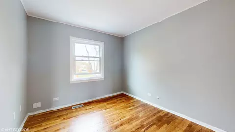 Other - 985 Stuart Dr, Bartlett, IL 60103 photo 7 of 9