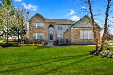 8098 Boulder Ct, Long Grove, IL 60047