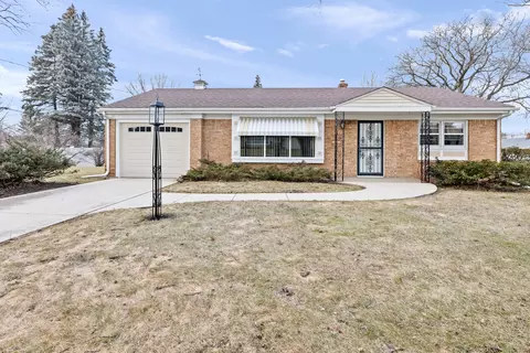 3816 Larson Ave, Rockford, IL 61108