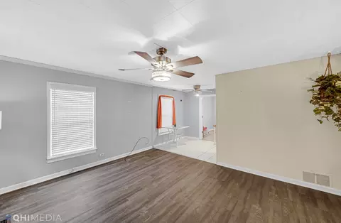 14735 Myrtle Ave, Harvey, IL 60426 photo 2