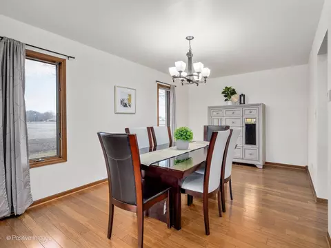 Dining - 1808 185th St, Lansing, IL 60438 photo 1 of 2
