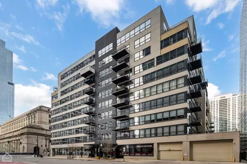 130 S Canal St #9J, Chicago, IL 60606