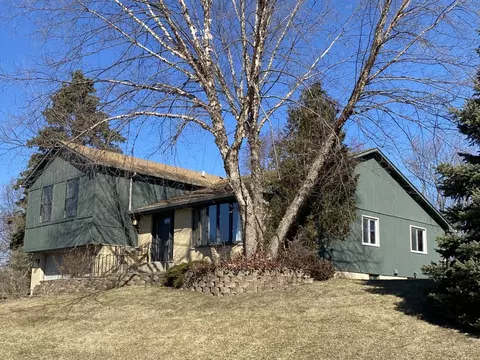 6616 Scott Ln, Crystal Lake, IL 60014