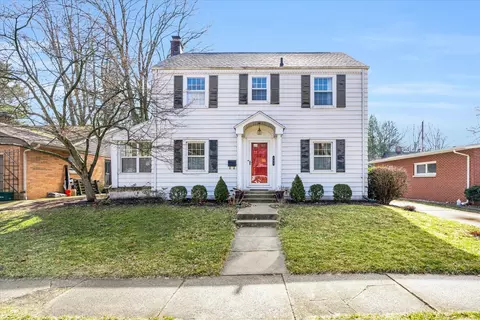 407 W Vermont Ave, Urbana, IL 61801