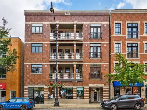 2728 N Lincoln Ave #2W, Chicago, IL 60614