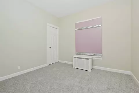 5730 S Artesian Ave, Chicago, IL 60629 photo 15