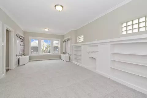 5730 S Artesian Ave, Chicago, IL 60629 photo 6