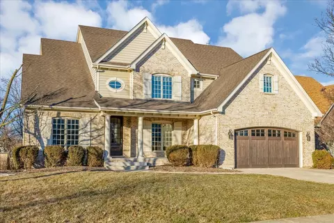 768 Wild Ginger Rd, Sugar Grove, IL 60554