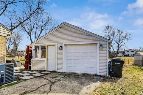 1815 Euclid Ave, Mount Prospect, IL 60056 photo 18