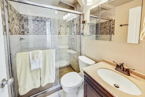 1815 Euclid Ave, Mount Prospect, IL 60056 photo 10