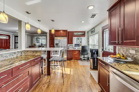 1815 Euclid Ave, Mount Prospect, IL 60056 photo 6