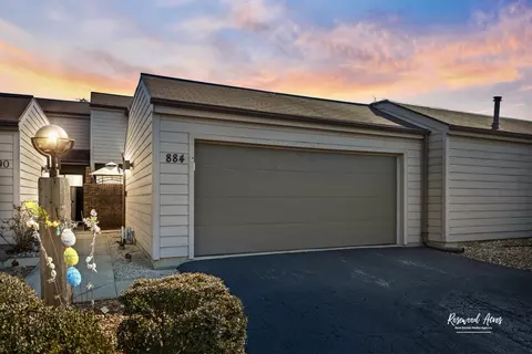 884 La Pointe Dr, Bourbonnais, IL 60914